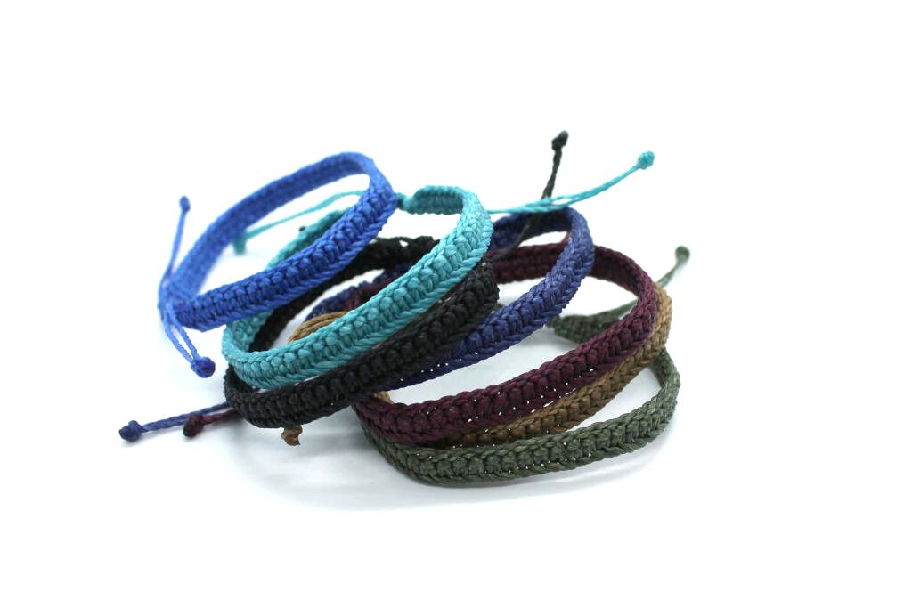 pulsera-surfera-macrame-ajustable