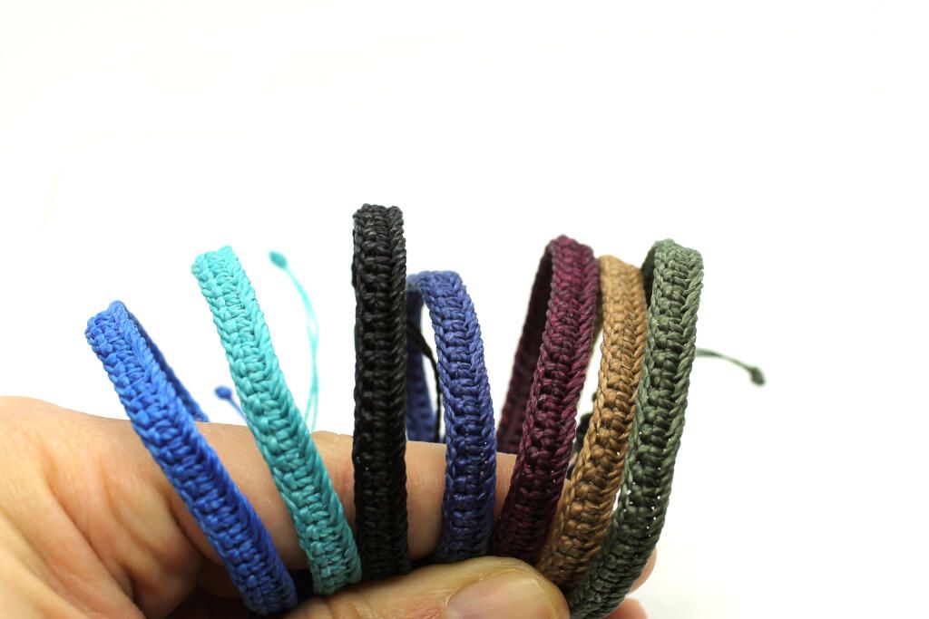 pulseras-surferas-macrame-colores