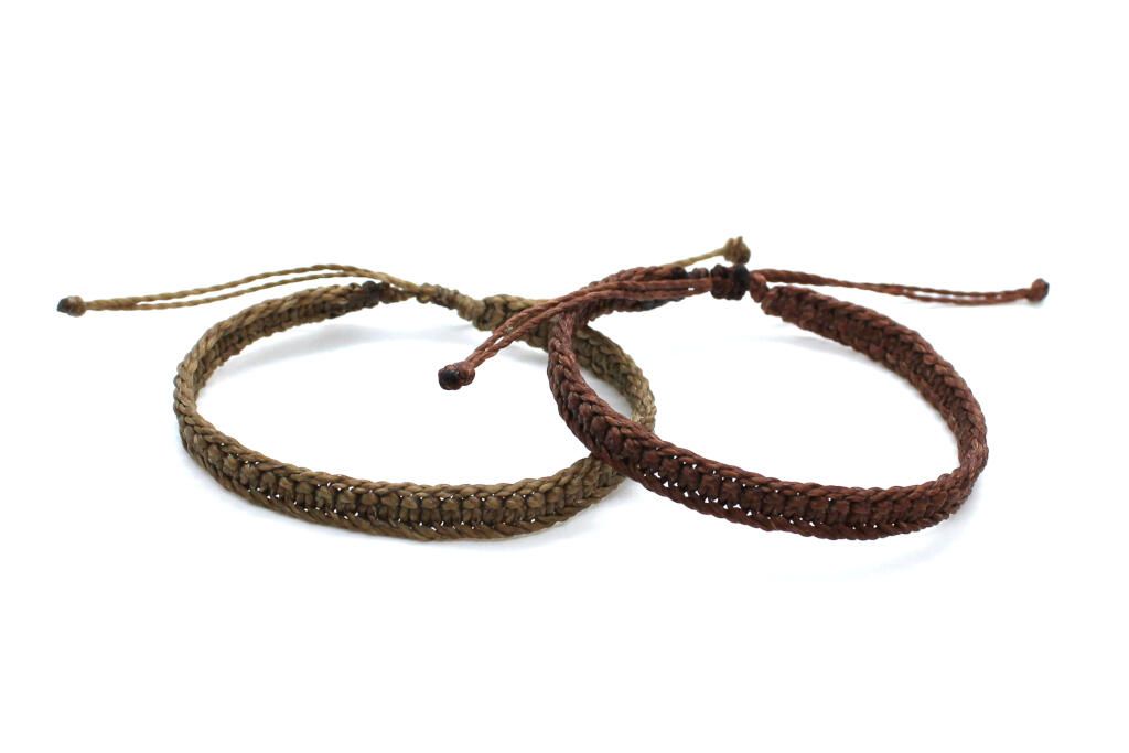 pulseras-macrame-marrones-hilo