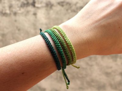 Pack de 4 pulseras delgadas de macramé hechas con hilo encerado para chico o chica