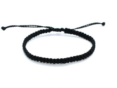 Comprar pulsera negra de hilo para hombre o mujer hechas con nudo plano de macramé
