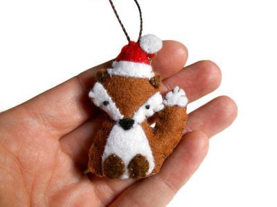 adorno de navidad zorro de fieltro con gorro de papá noel