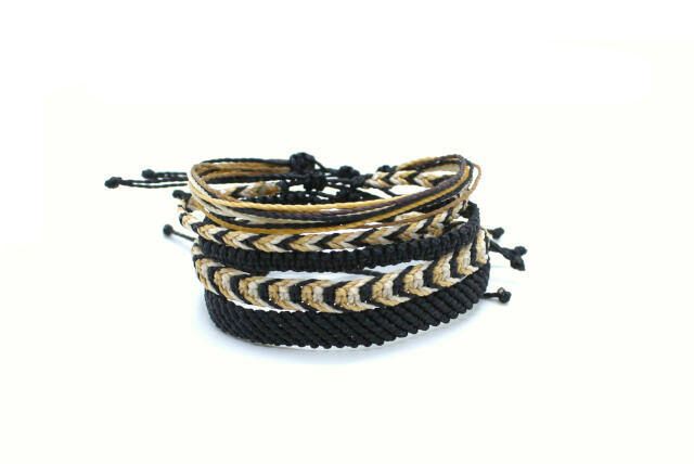 Conjunto pulseras de hilo para chico