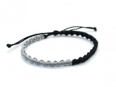 pulsera minimalista hilo negro y plateado