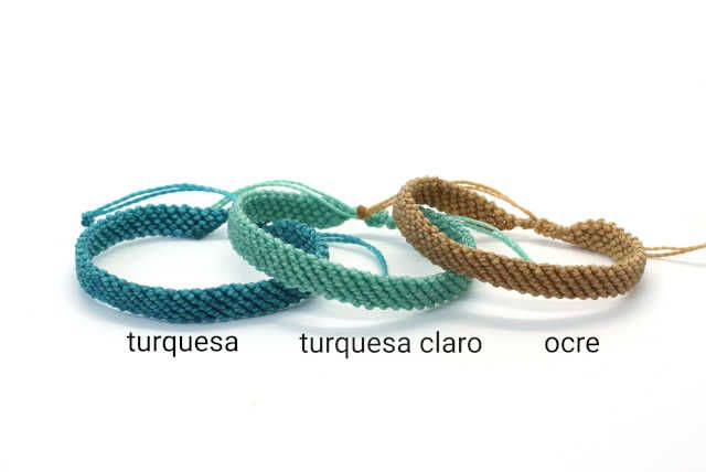 Pulseras tejidas colores turquesa y ocre