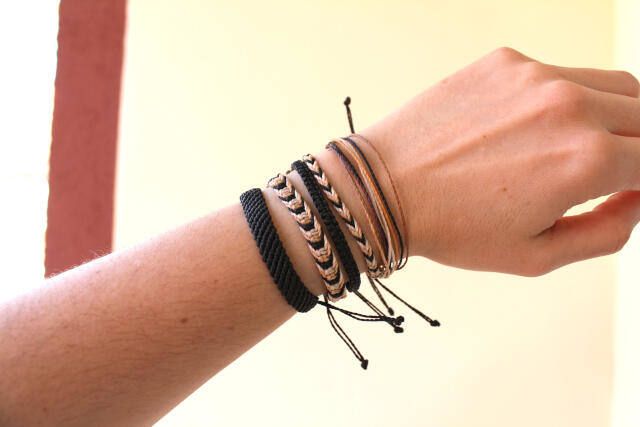 Pack pulseras surferas a juego para hombre