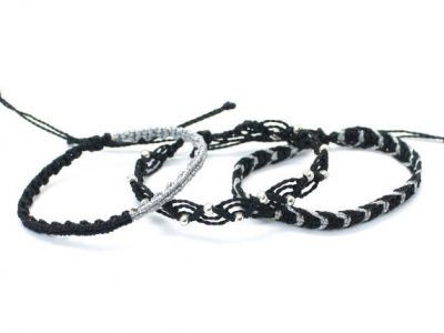 Set de pulseras hilo metálico plateado y negro