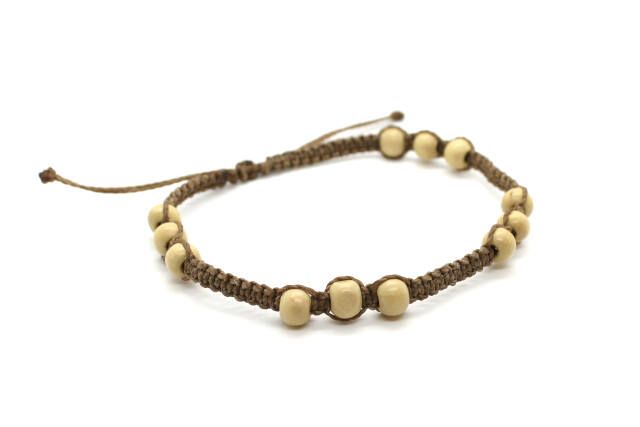 Pulsera tobillera hippie surfera con bolas de madera